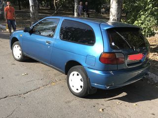 Nissan Almera foto 4