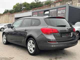 Opel Astra foto 3