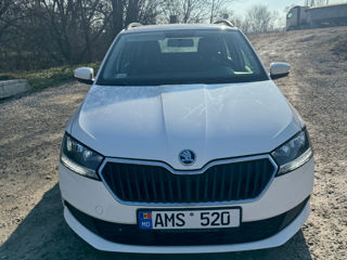 Skoda Fabia foto 2