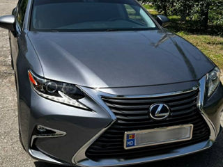 Lexus ES Series