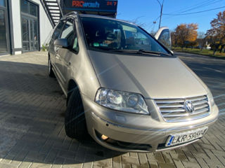 Volkswagen Sharan foto 4