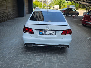 Mercedes E-Class foto 4