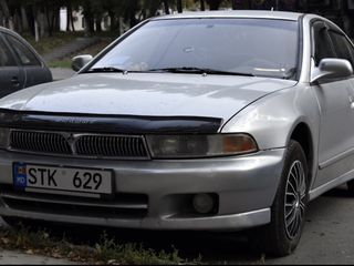 Mitsubishi Galant foto 3