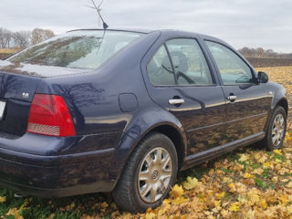 Volkswagen Jetta foto 5