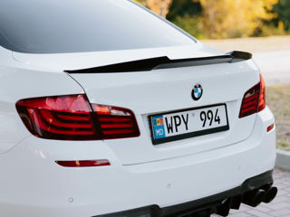 BMW 5 Series foto 9