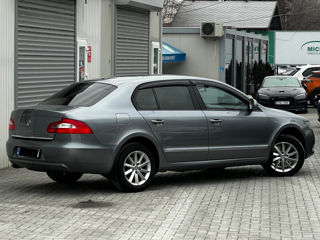 Skoda Superb foto 3