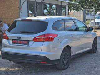 Ford Focus foto 6