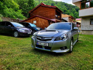 Subaru Legacy foto 1