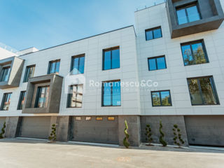 Apartament cu 5 camere sau mai multe, 267 m², Centru, Chișinău foto 15