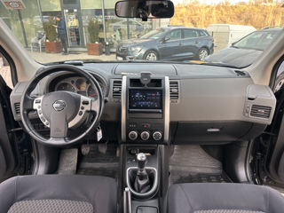 Nissan X-Trail foto 8