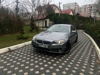 BMW 5 Series foto 1