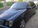 Mercedes E Class foto 10