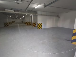 Parcarea subterana( garaj). complex deleanu foto 3