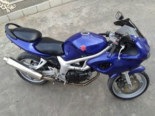 Suzuki SV650S foto 8