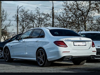 Mercedes E-Class foto 4