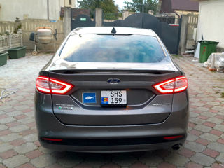 Ford Fusion foto 3