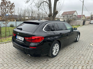 BMW 5 Series foto 4