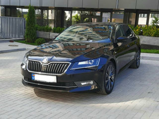 Skoda Superb foto 2