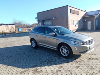 Volvo XC60 foto 3