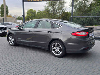 Ford Fusion foto 6