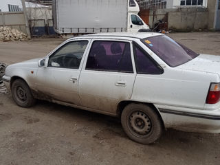 Daewoo Nexia foto 4