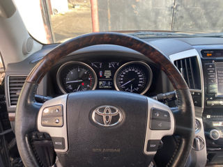 Toyota Land Cruiser foto 8