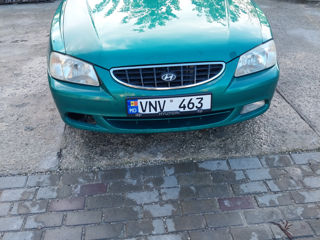 Hyundai Accent foto 8