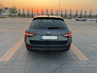 Skoda Superb foto 5