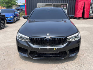 BMW 5 Series foto 0