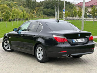 BMW 5 Series foto 4