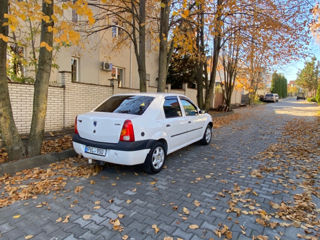 Dacia Logan foto 4