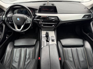 BMW 5 Series foto 9