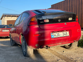 Mazda 323 foto 2