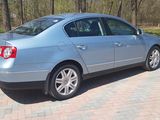 Volkswagen Passat foto 6