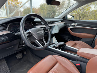 Audi E-tron Sportback foto 7