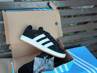 Adidas capmus foto 2