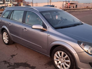 Opel Astra foto 2