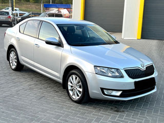 Skoda Octavia foto 2