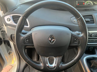 Renault Grand Scenic foto 11