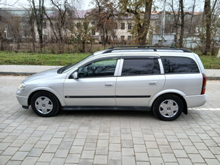 Opel Astra foto 10