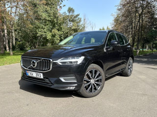 Volvo XC60 foto 1