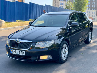 Skoda Superb foto 3