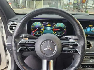 Mercedes E Class foto 8