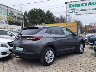 Opel Grandland X foto 2