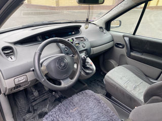 Renault Scenic foto 10