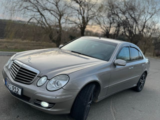 Mercedes E-Class foto 4