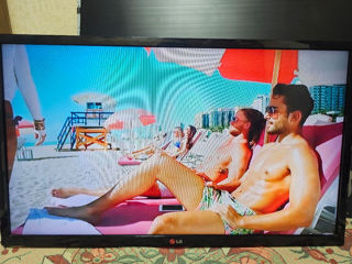 LED Televizor LG diagonala 32" (82cm) foto 6
