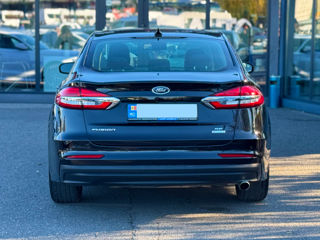 Ford Fusion foto 6