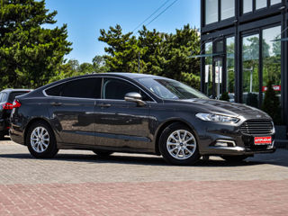 Ford Mondeo foto 2