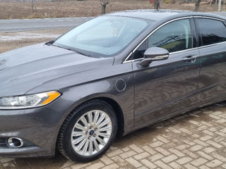 Ford Fusion foto 3